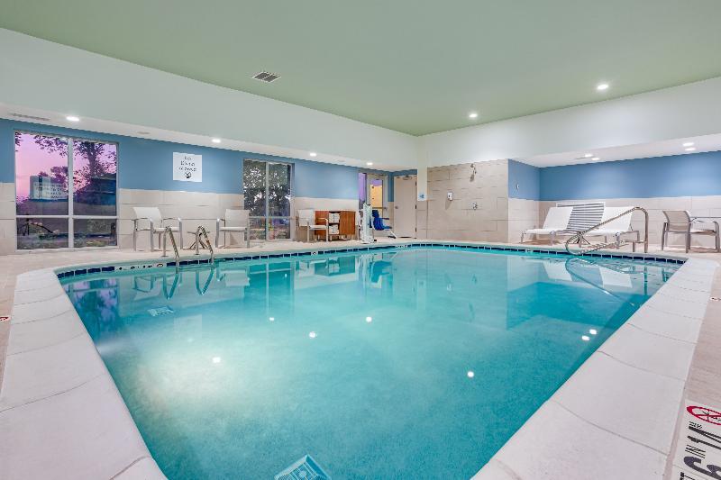 Holiday Inn Express & Suites - Elkhart North By Ihg Exteriér fotografie